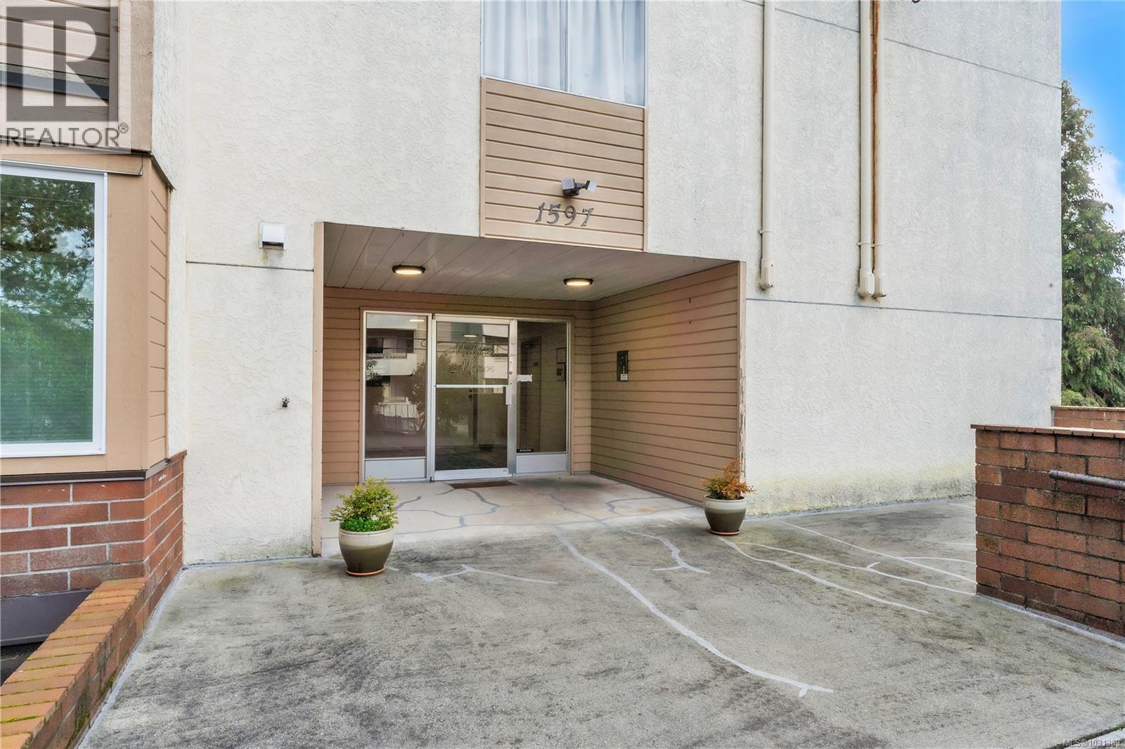 #204 1597 MIDGARD AVE - 18