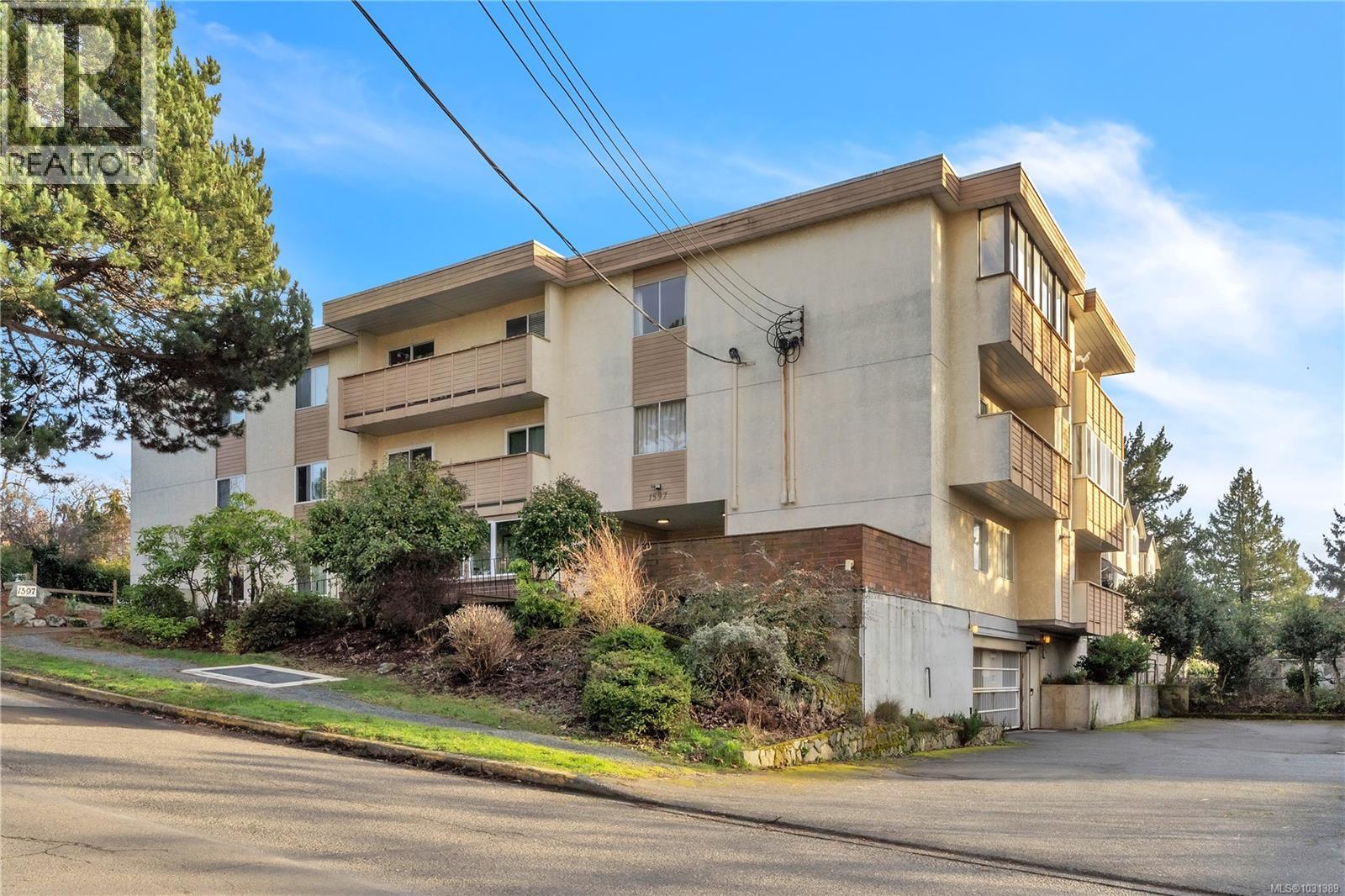 #204 1597 MIDGARD AVE - 21