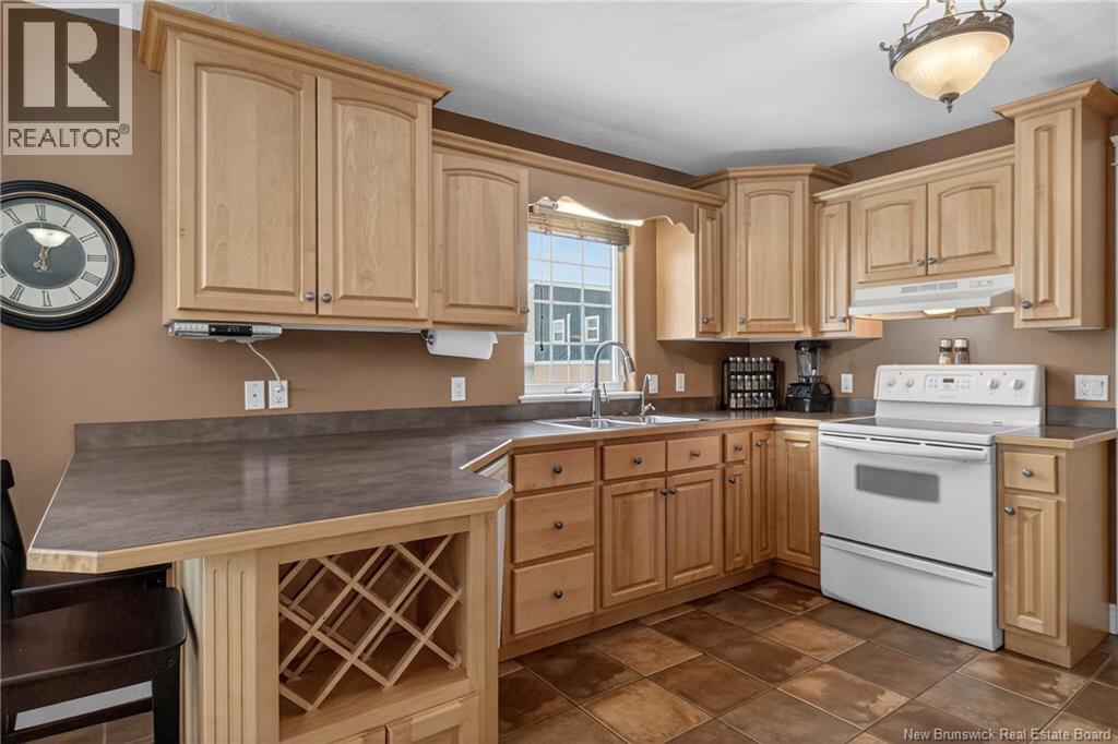 16 Marc-Andre Court - Thumbnail 16