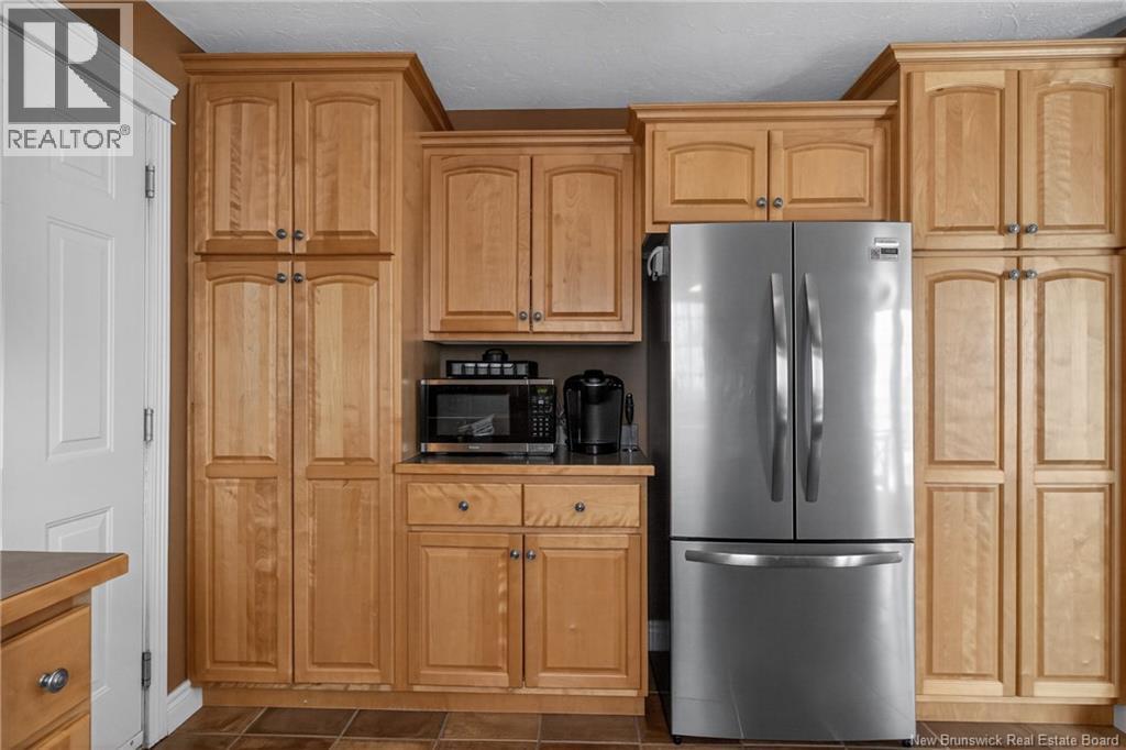 16 Marc-Andre Court - Thumbnail 19