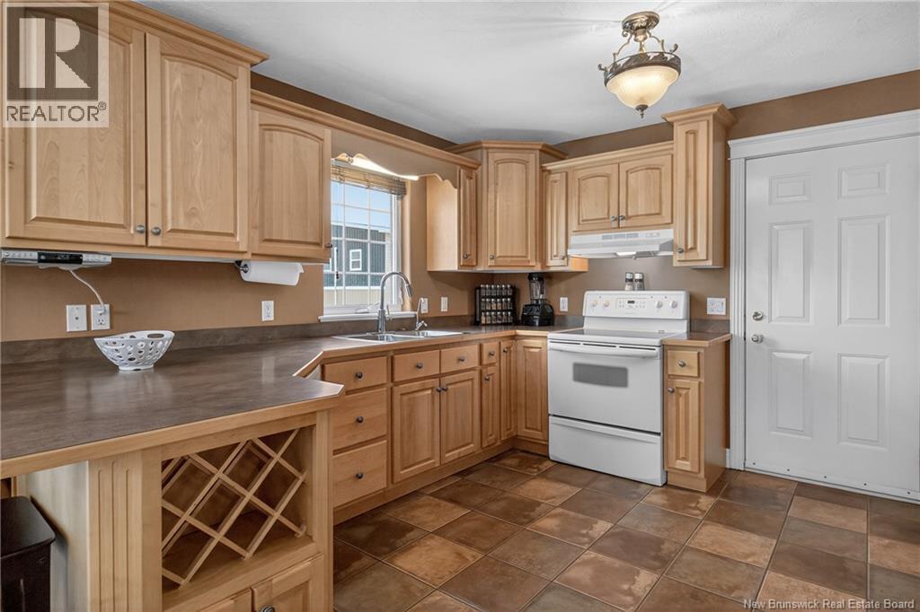 16 Marc-Andre Court - Thumbnail 20