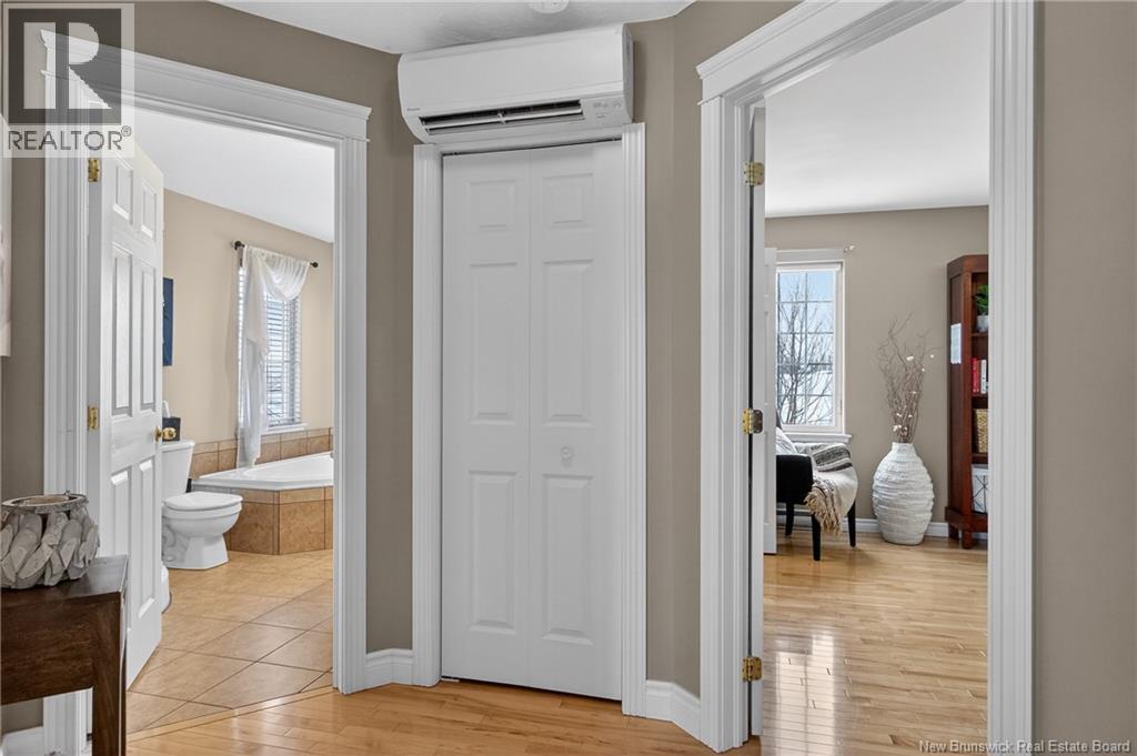 16 Marc-Andre Court - Thumbnail 24