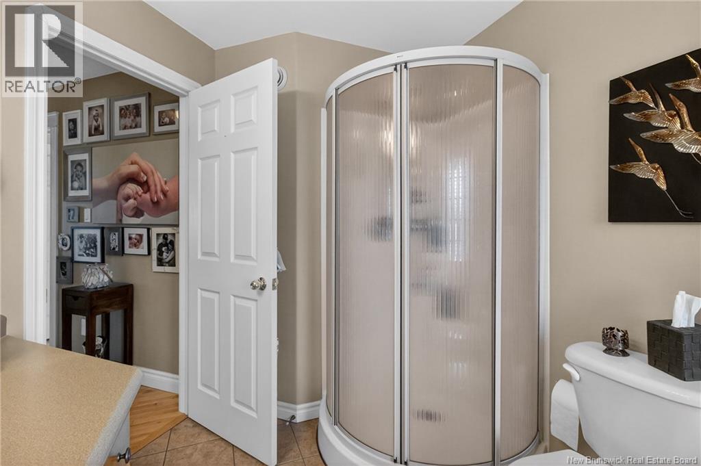 16 Marc-Andre Court - Thumbnail 32