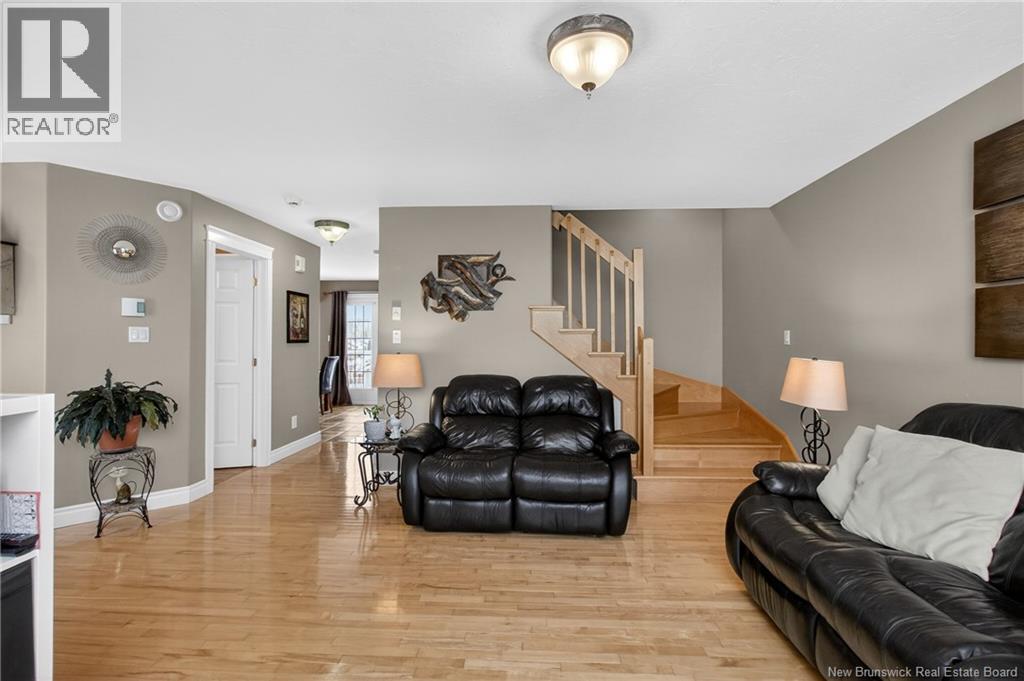 16 Marc-Andre Court - Thumbnail 11