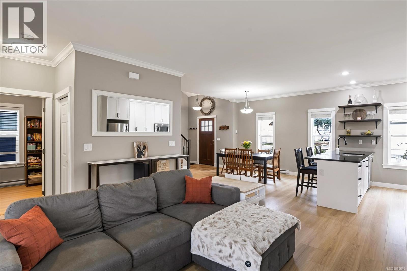 3281 Piper Rd, Langford