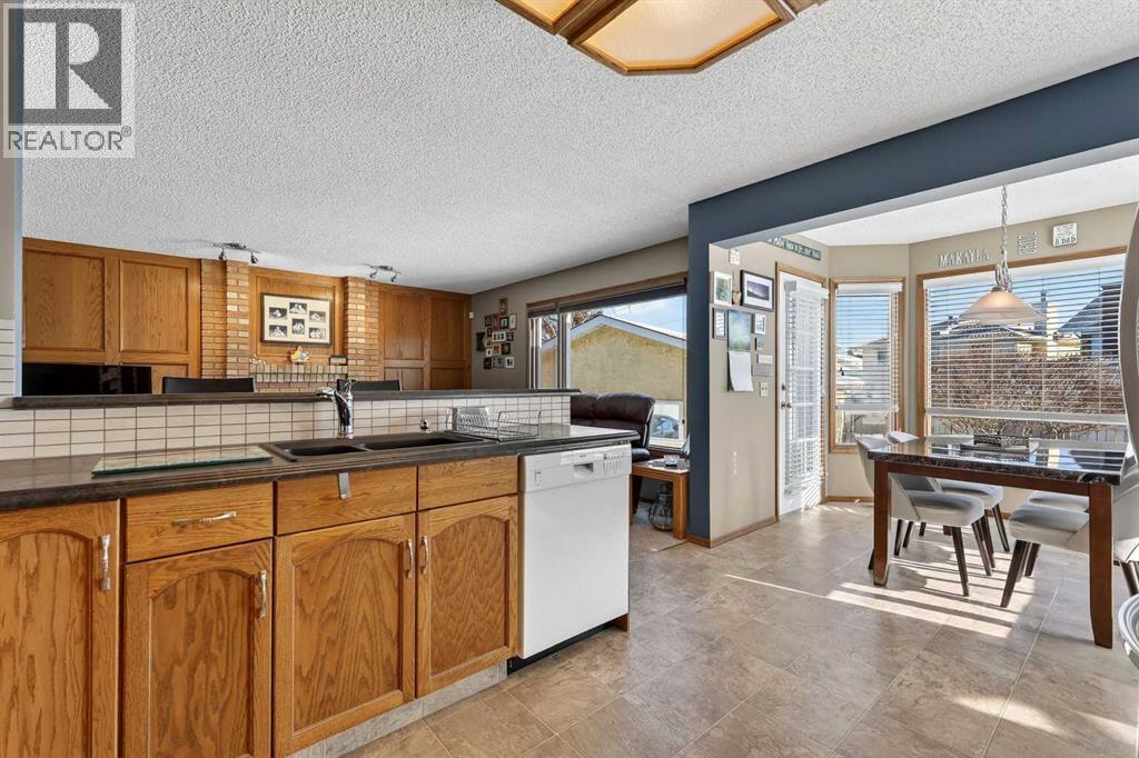 Single Family House for Sale in  Del Rio Place NE Monterey Park Calgary 