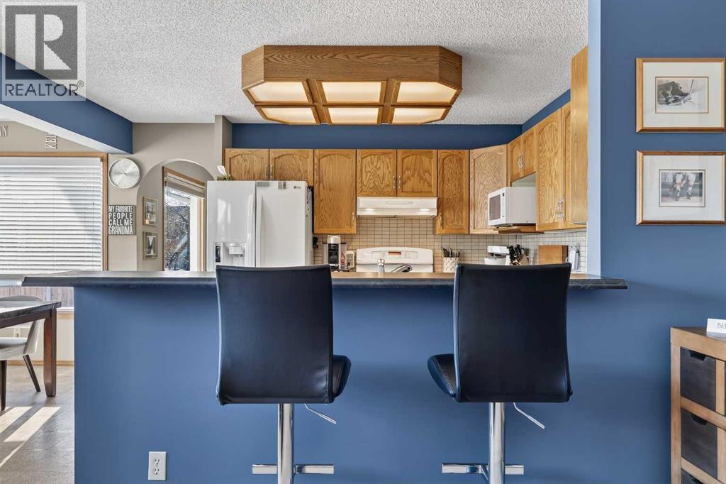 Single Family House for Sale in  Del Rio Place NE Monterey Park Calgary 