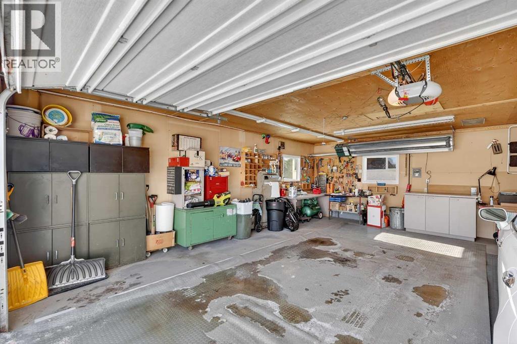 Single Family House for Sale in  Del Rio Place NE Monterey Park Calgary 