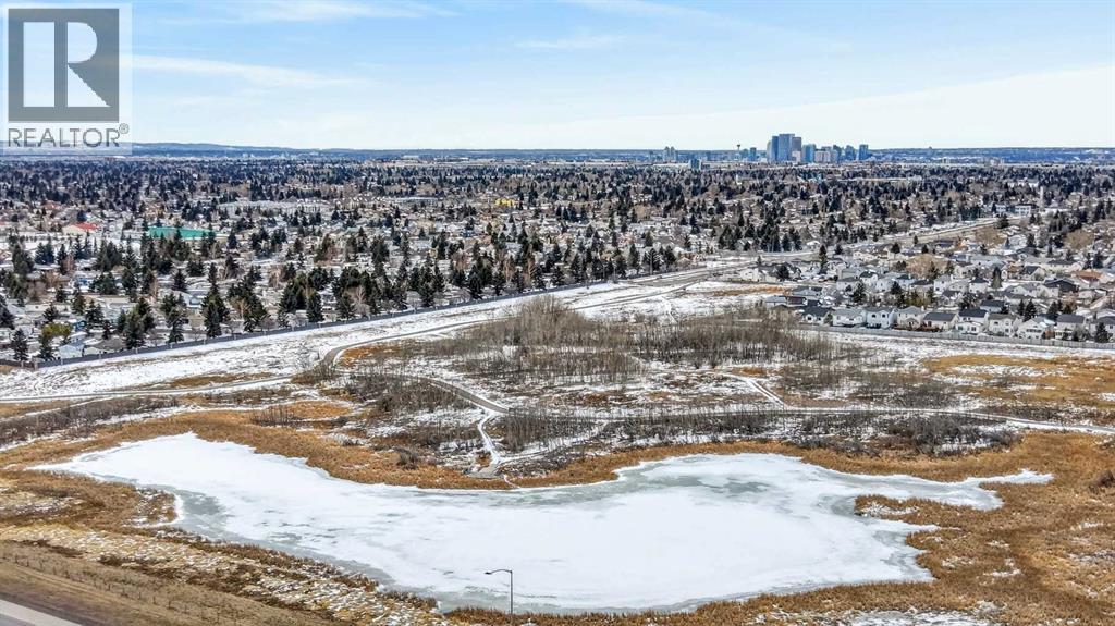 Single Family House for Sale in  Del Rio Place NE Monterey Park Calgary 