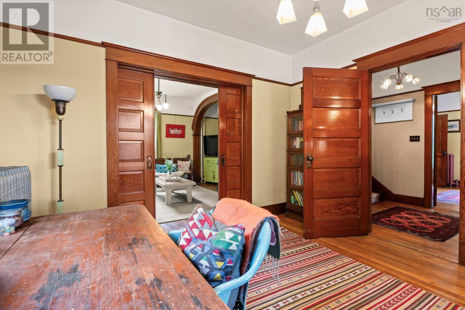 Property 11 of 51 of 118 Patterson Street