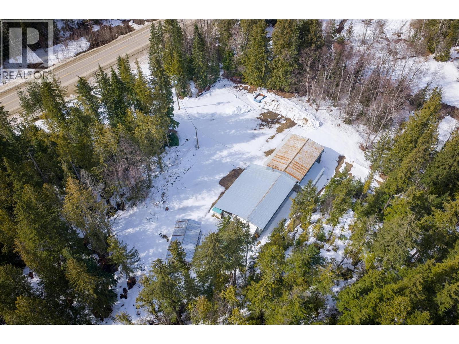 1636 23 Hwy Highway S, Revelstoke