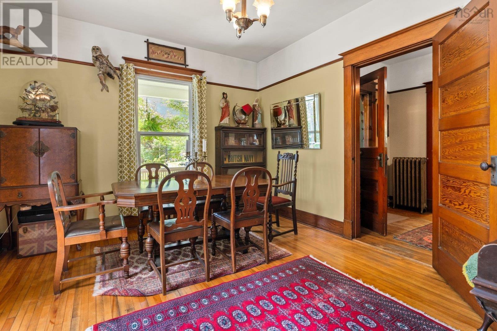 Property 16 of 51 of 118 Patterson Street