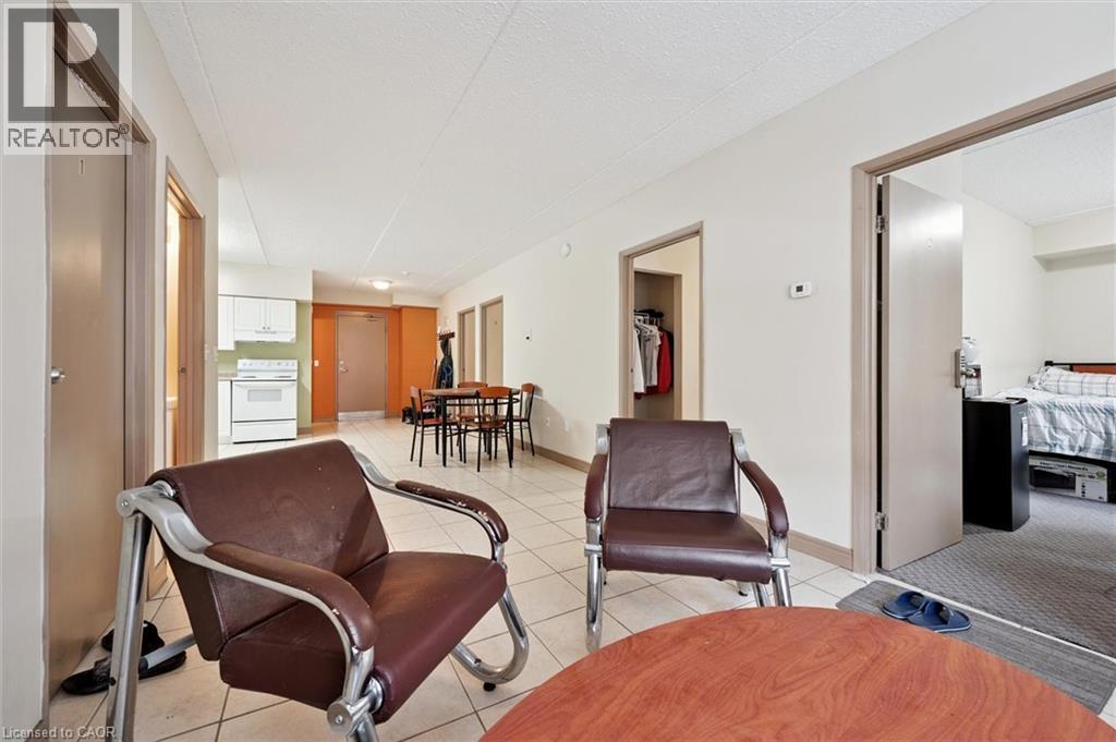 271 LESTER Street Unit# 203, Waterloo, Ontario, N2L3W6 — Photo 21