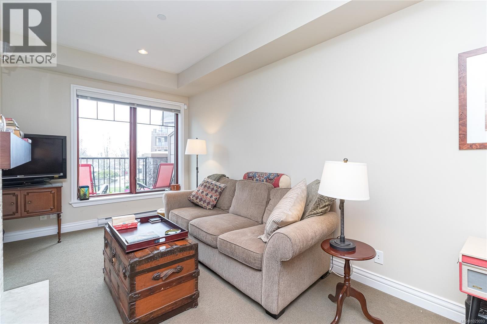 #207 1335 BEAR MOUNTAIN PKWY - 7