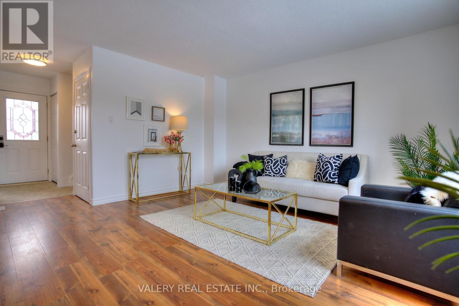 24 LAMPMAN LANE - 1