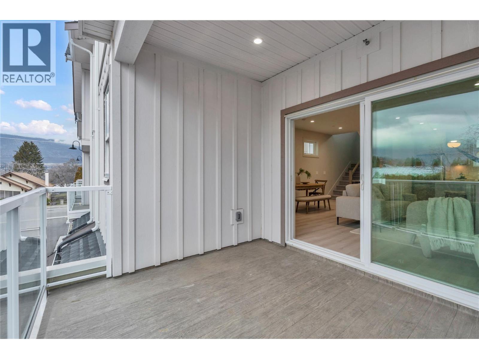 #105 784 ARGYLE STREET - 13