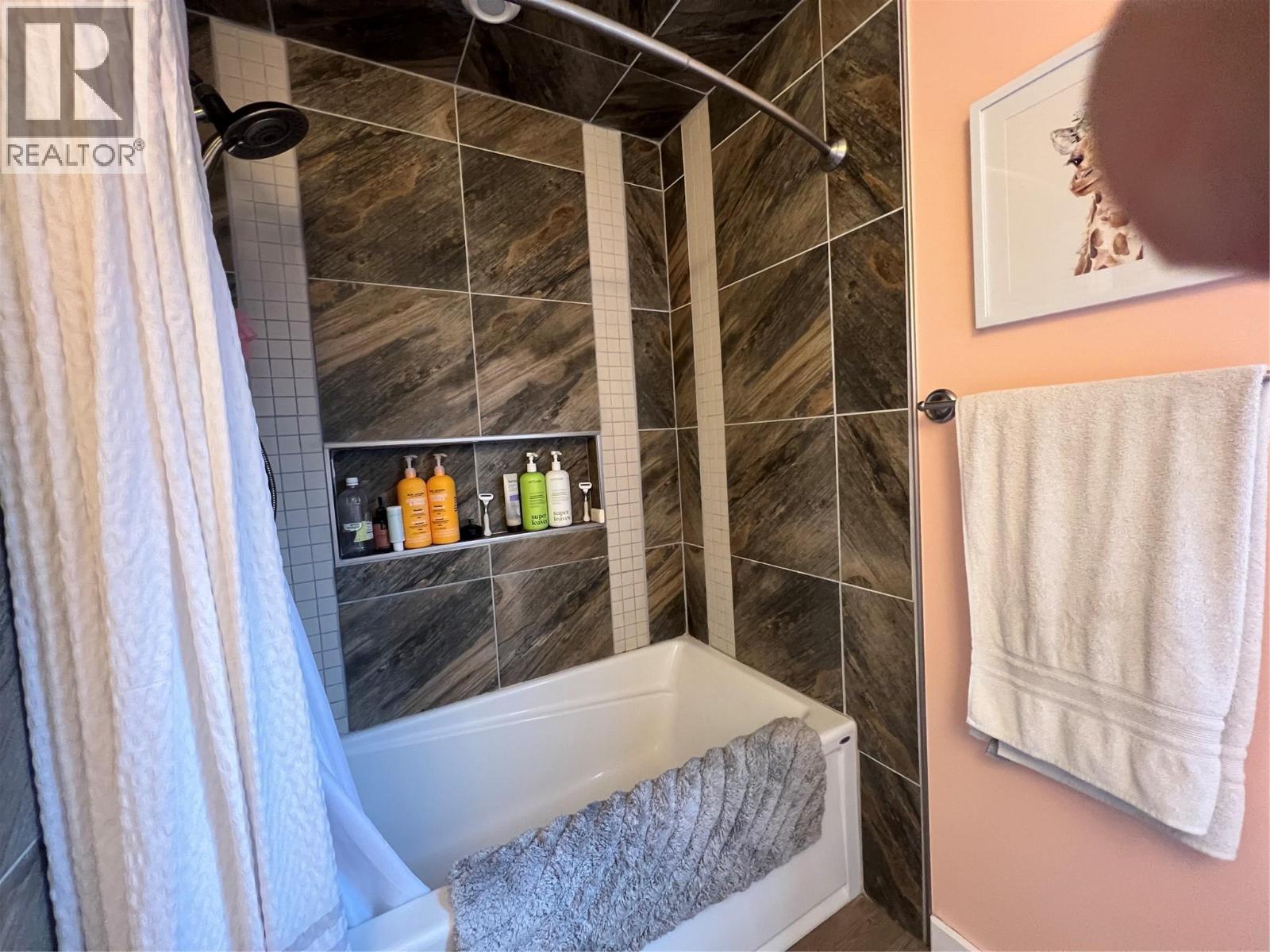 1048 Reasbeck Crescent, Dawson Creek