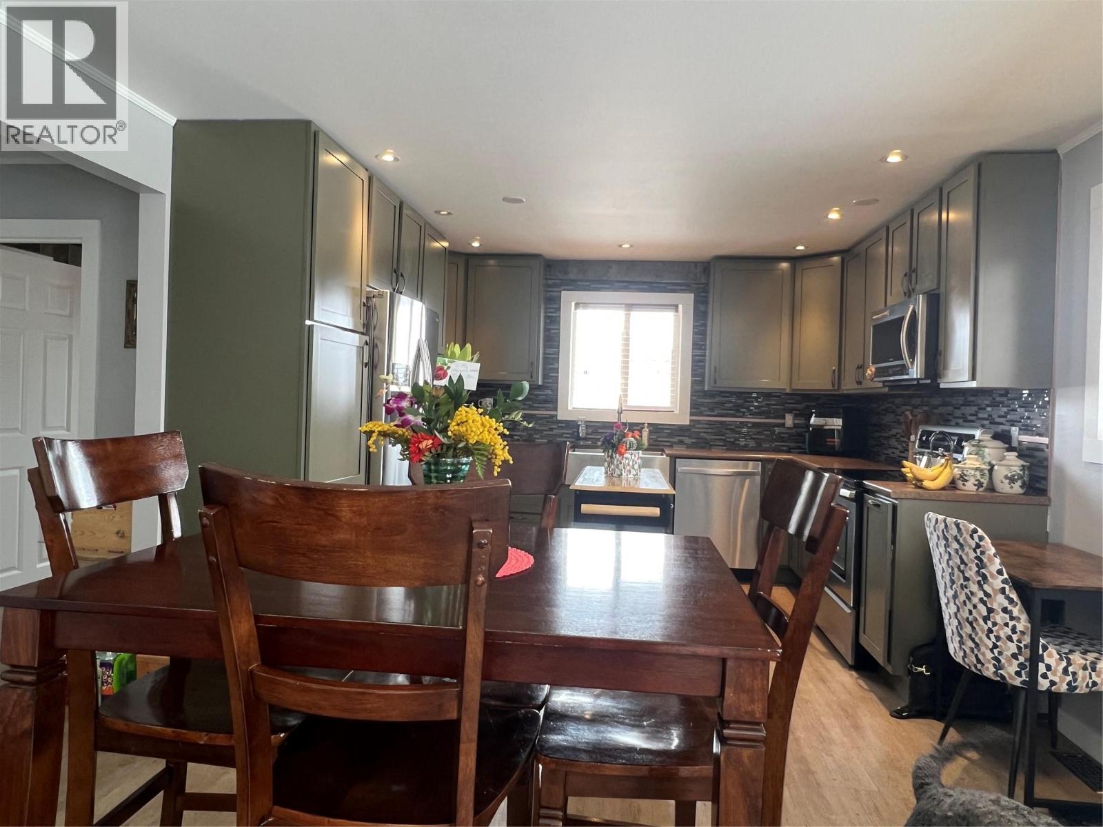 1048 Reasbeck Crescent, Dawson Creek