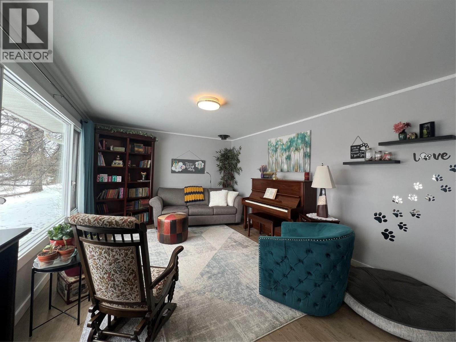 1048 Reasbeck Crescent, Dawson Creek