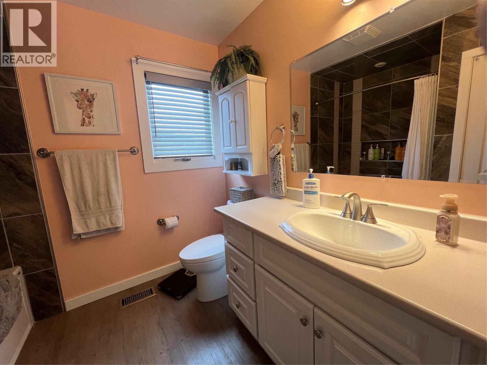 1048 Reasbeck Crescent, Dawson Creek