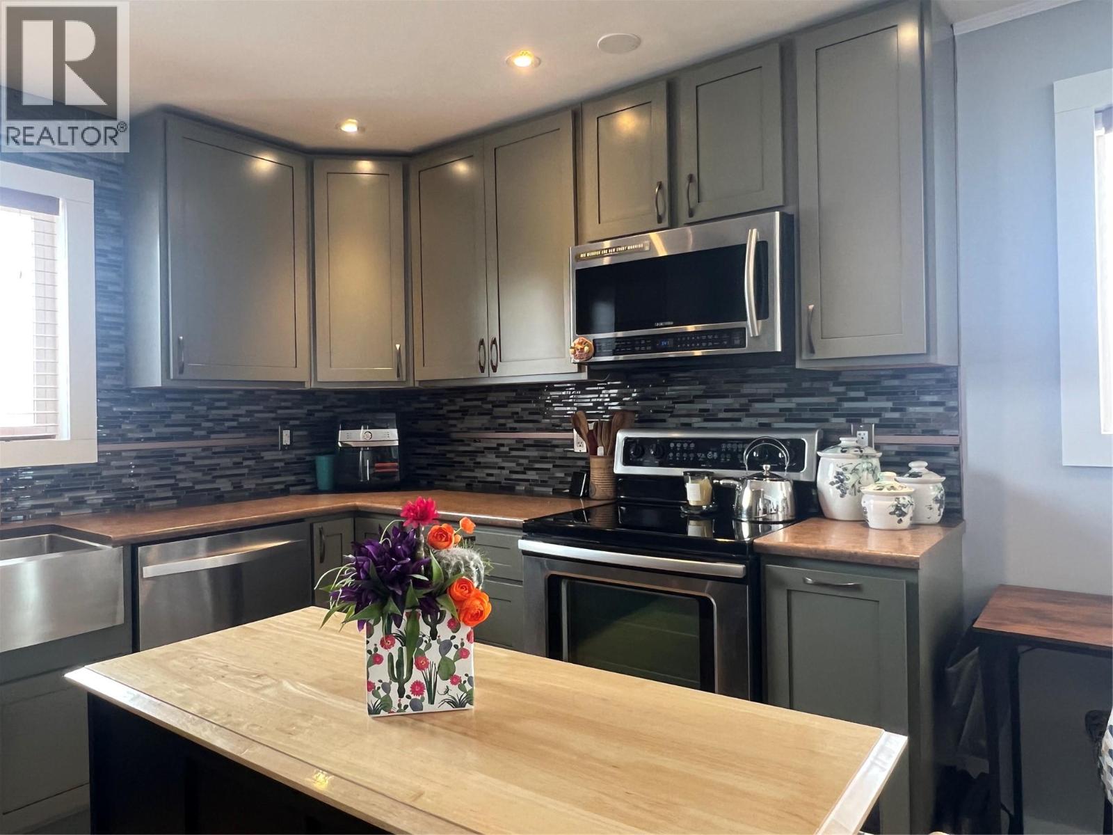 1048 Reasbeck Crescent, Dawson Creek