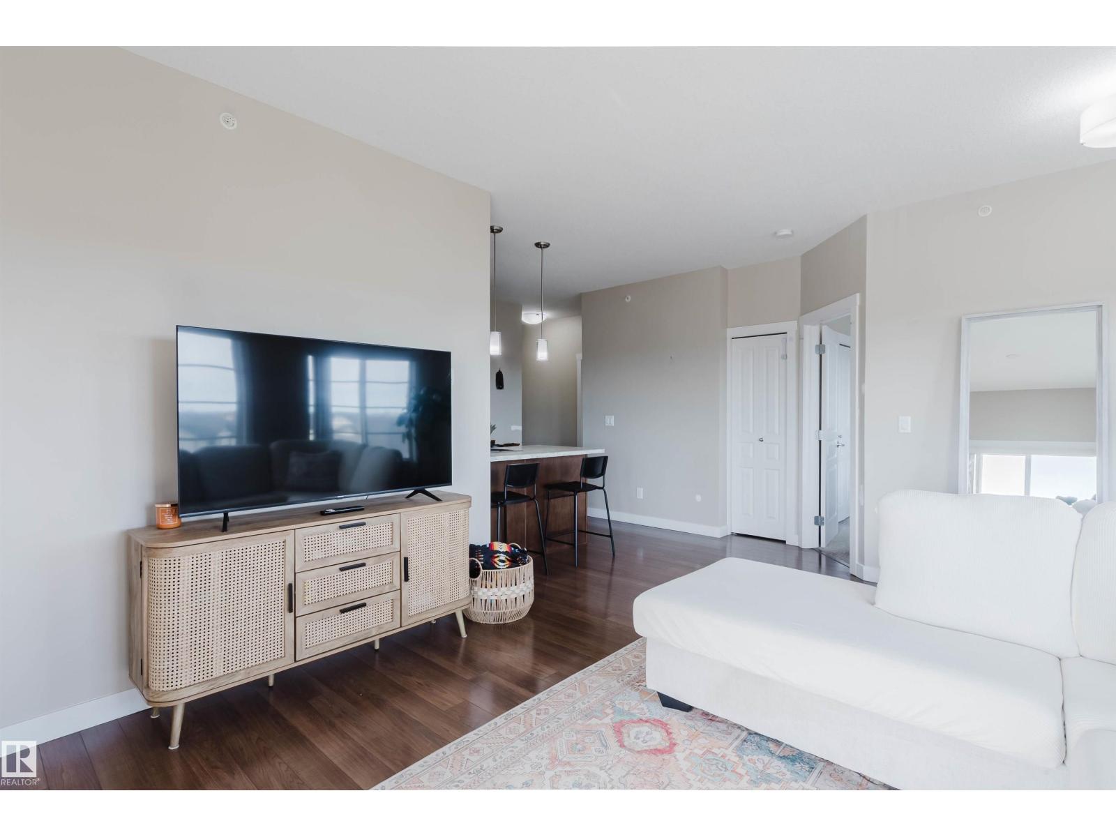 #402 3670 139 AV NW, Edmonton