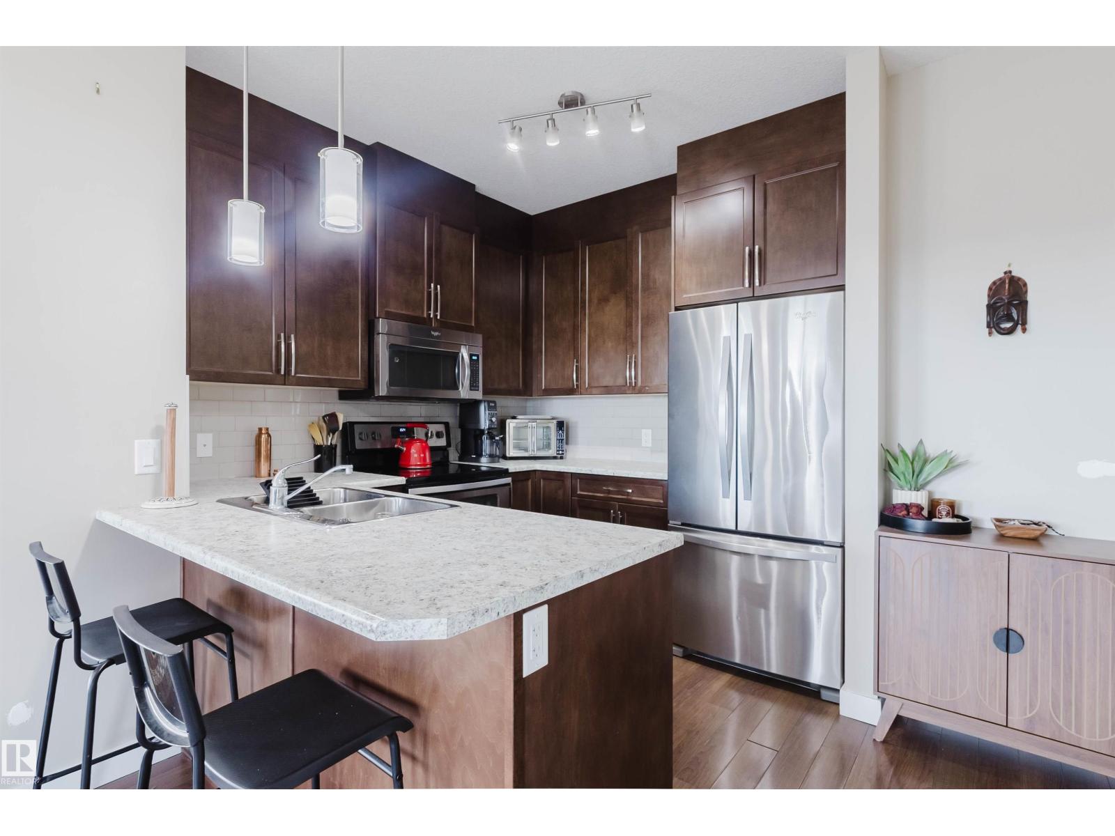 #402 3670 139 AV NW, Edmonton