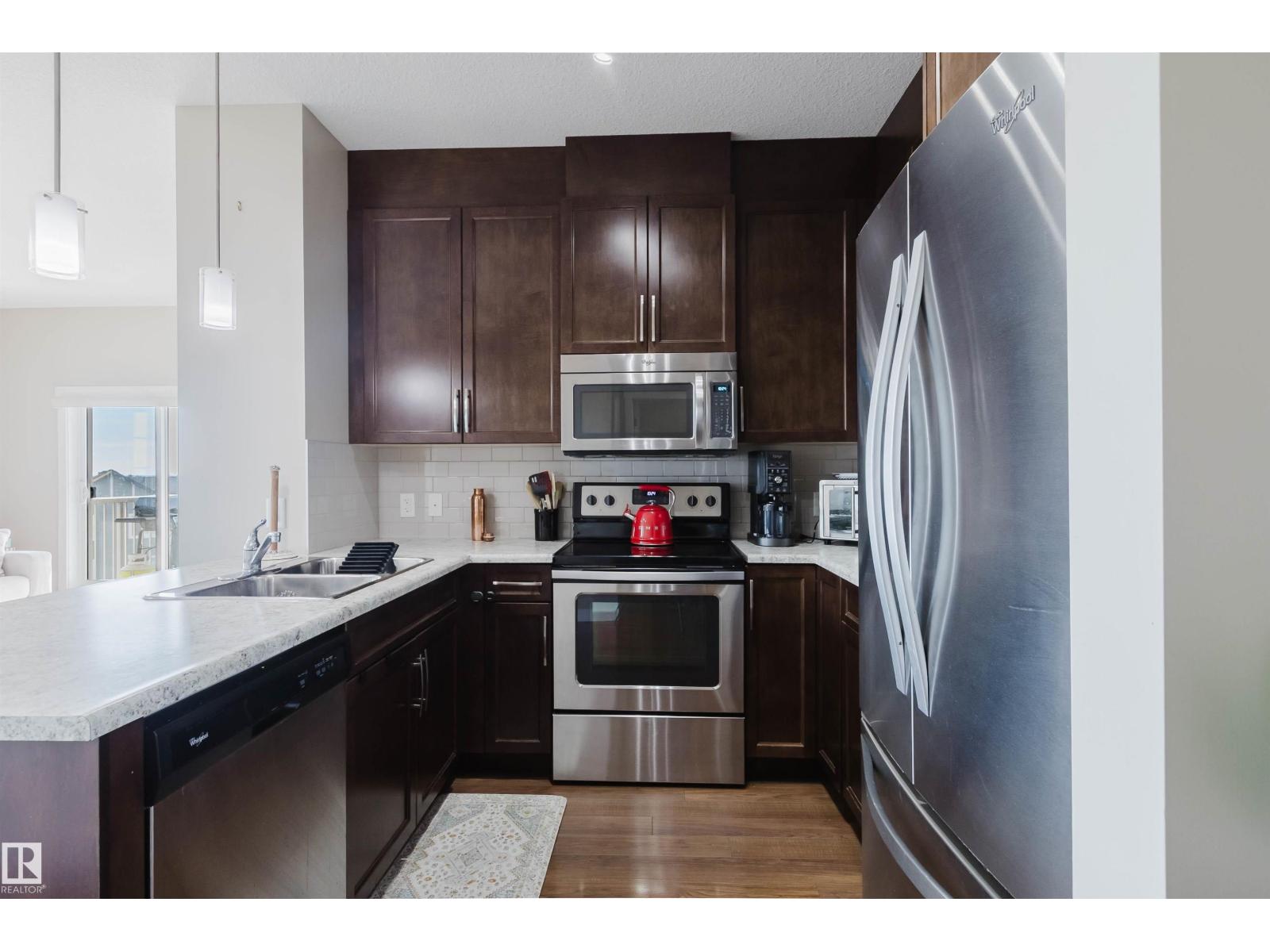 #402 3670 139 AV NW, Edmonton