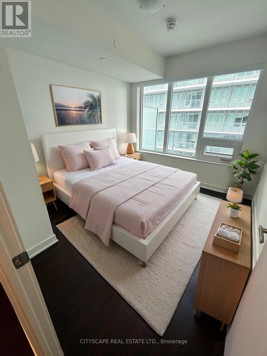 #3501 195 REDPATH AVENUE - 18