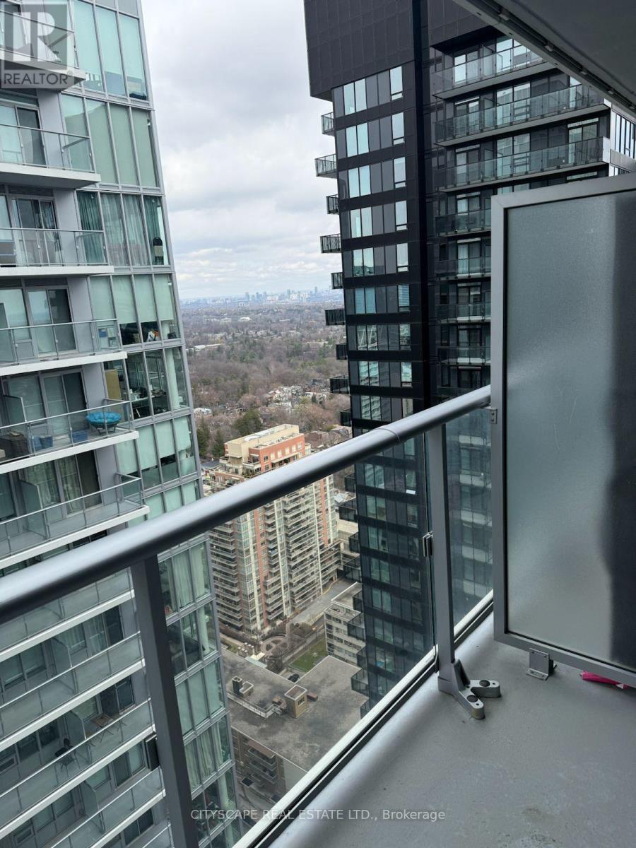 #3501 195 REDPATH AVENUE - 38