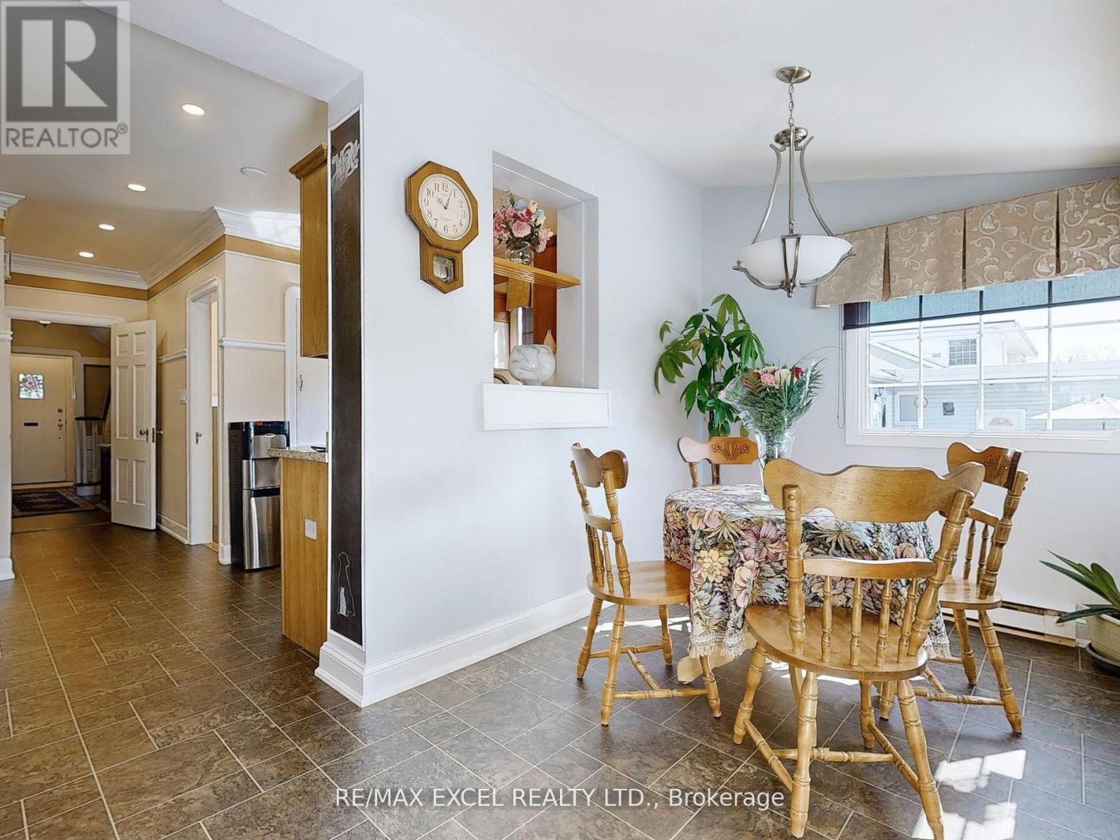 341 RICHMOND STREET E - 14