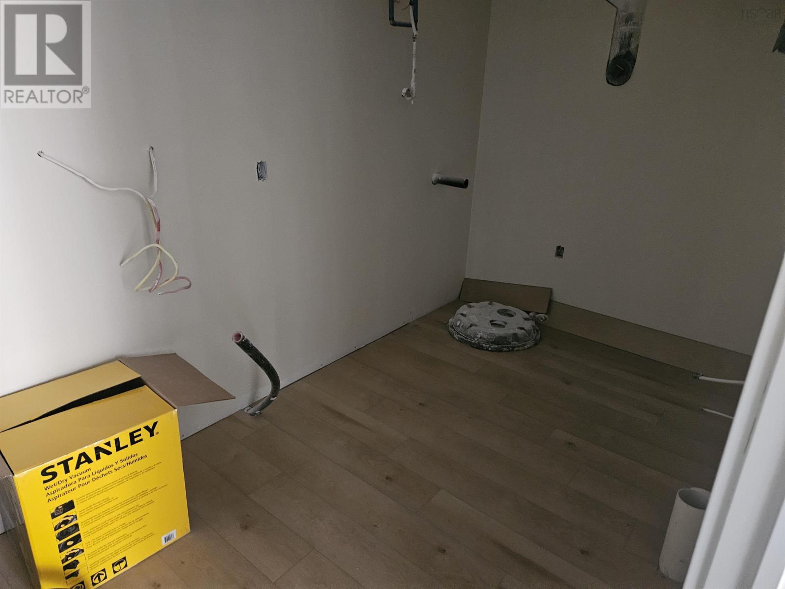 Property 10 of 21 of 165 Ostrea Lake Road