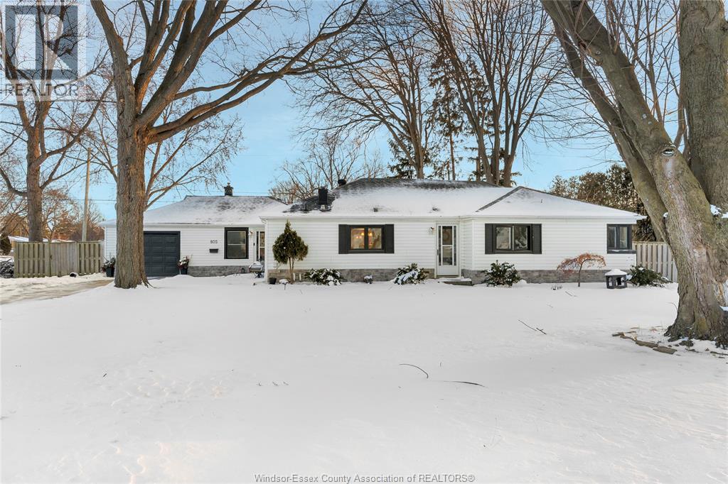 805 ROSELAWN - 23