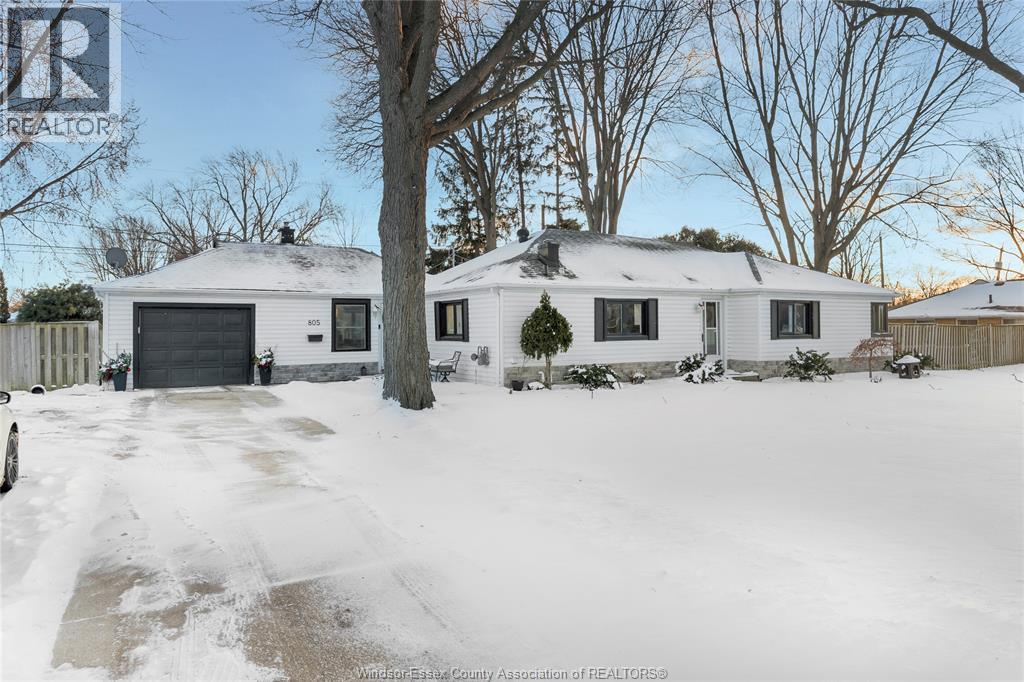 805 ROSELAWN - 24