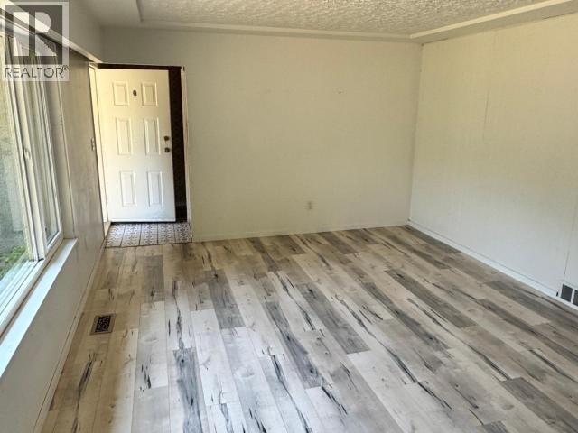 4635 FERNWOOD AVE - 17