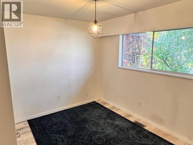 4635 FERNWOOD AVE - 26