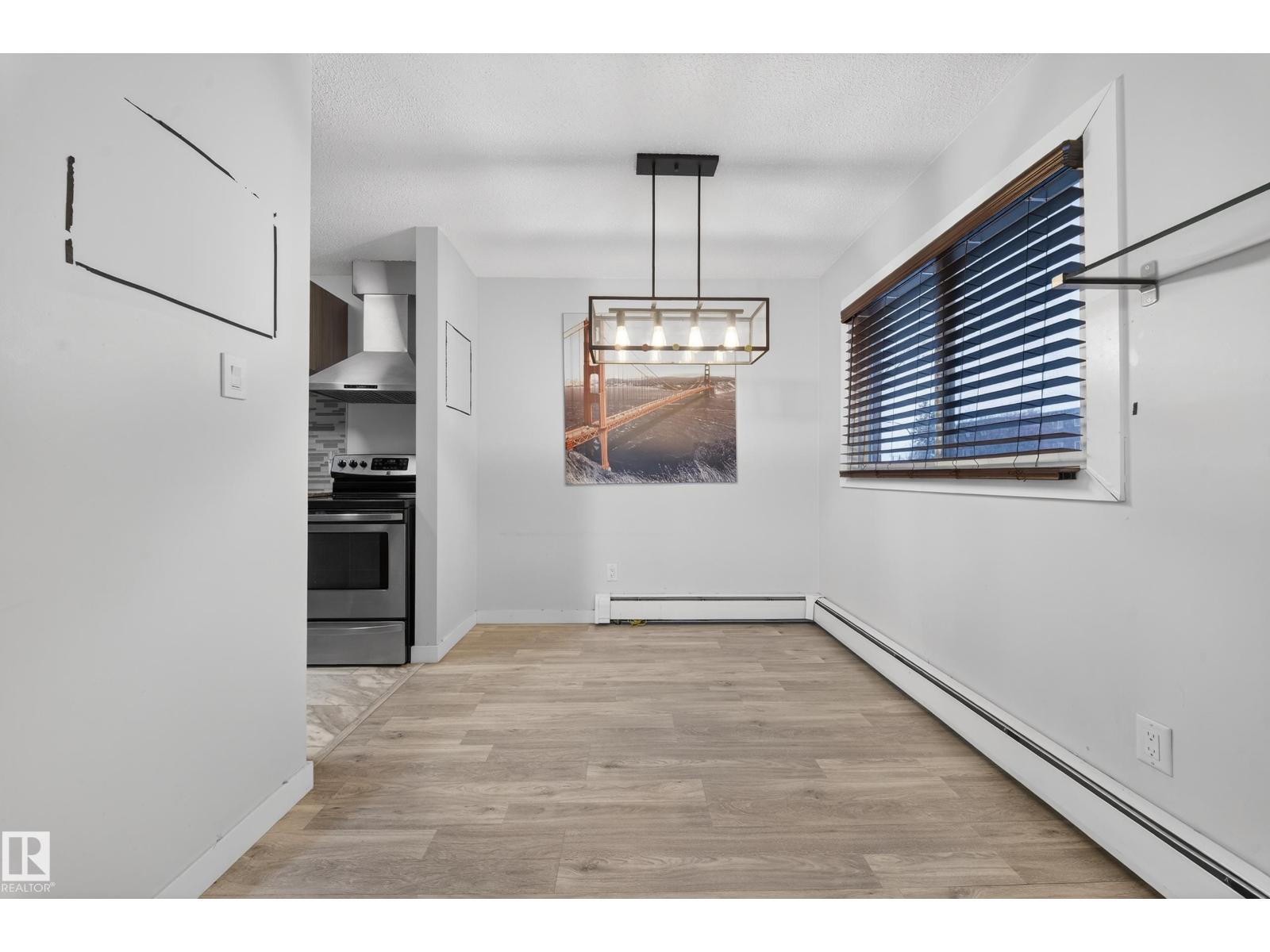 #202 10615 156 ST NW, Edmonton