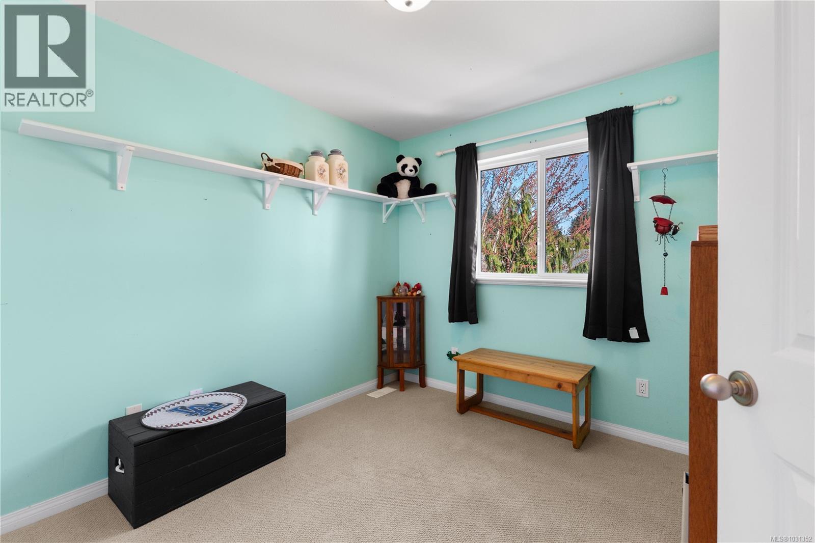 1285 Blesbok Rd, Campbell River