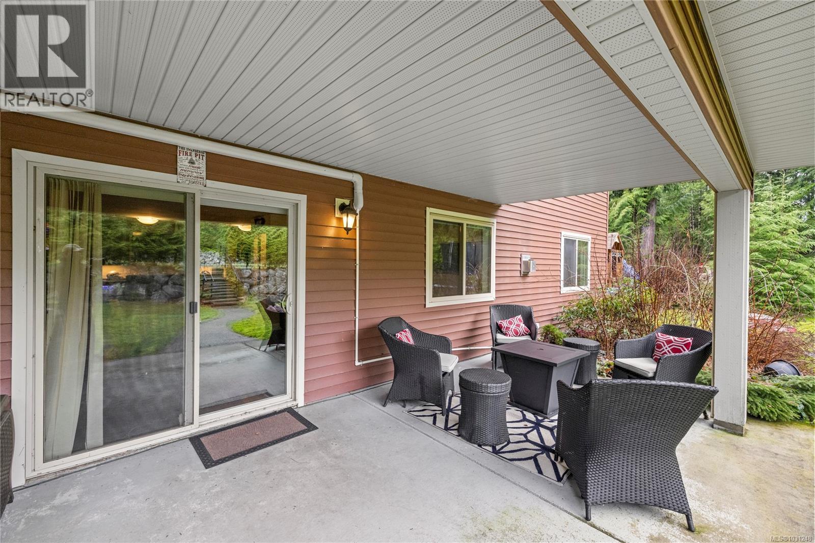 1755 Galvin Pl, Qualicum Beach