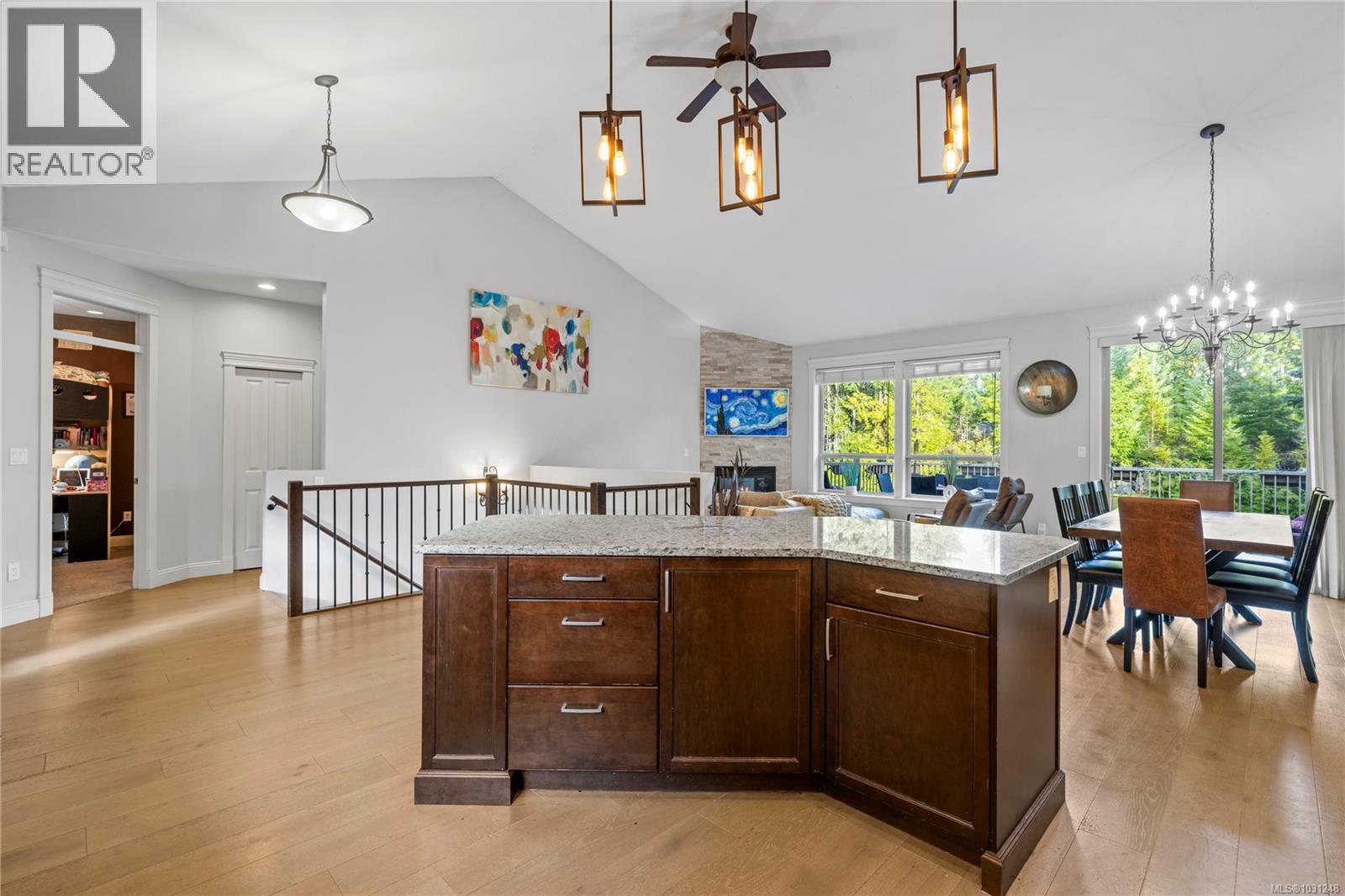 1755 Galvin Pl, Qualicum Beach