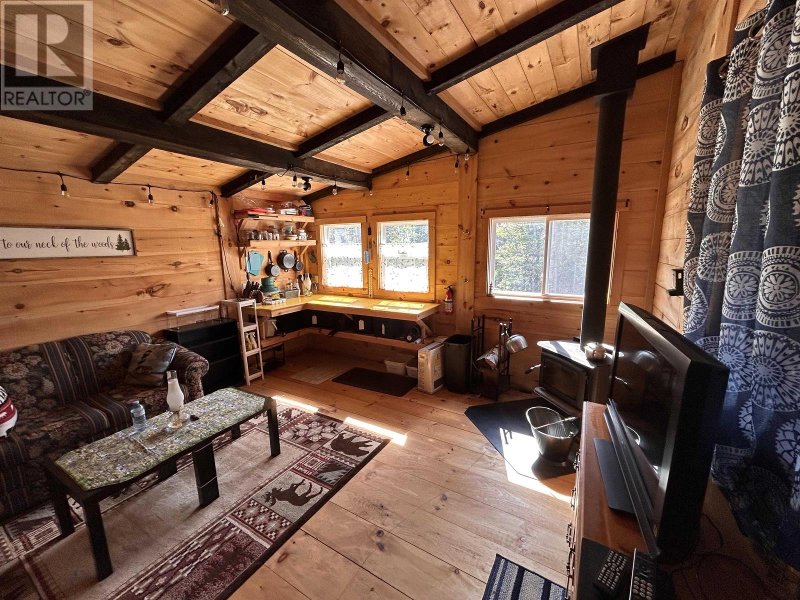 Property 26 of 33 of 604 Landsdowne Road