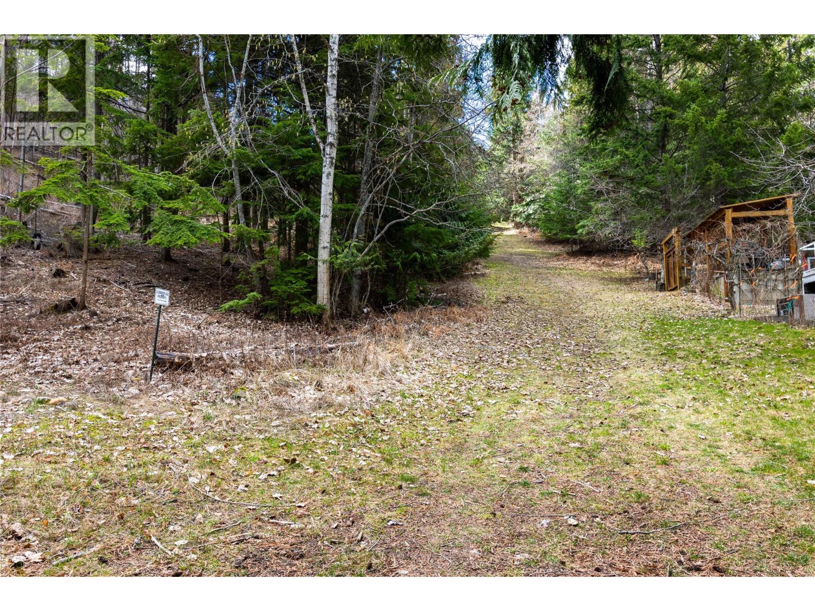 4498 Squilax-Anglemont Road Lot# 32 - 8