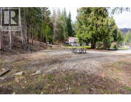 4498 Squilax-anglemont Road Lot# 32, Scotch Creek, BC V0E1M5 Photo 10