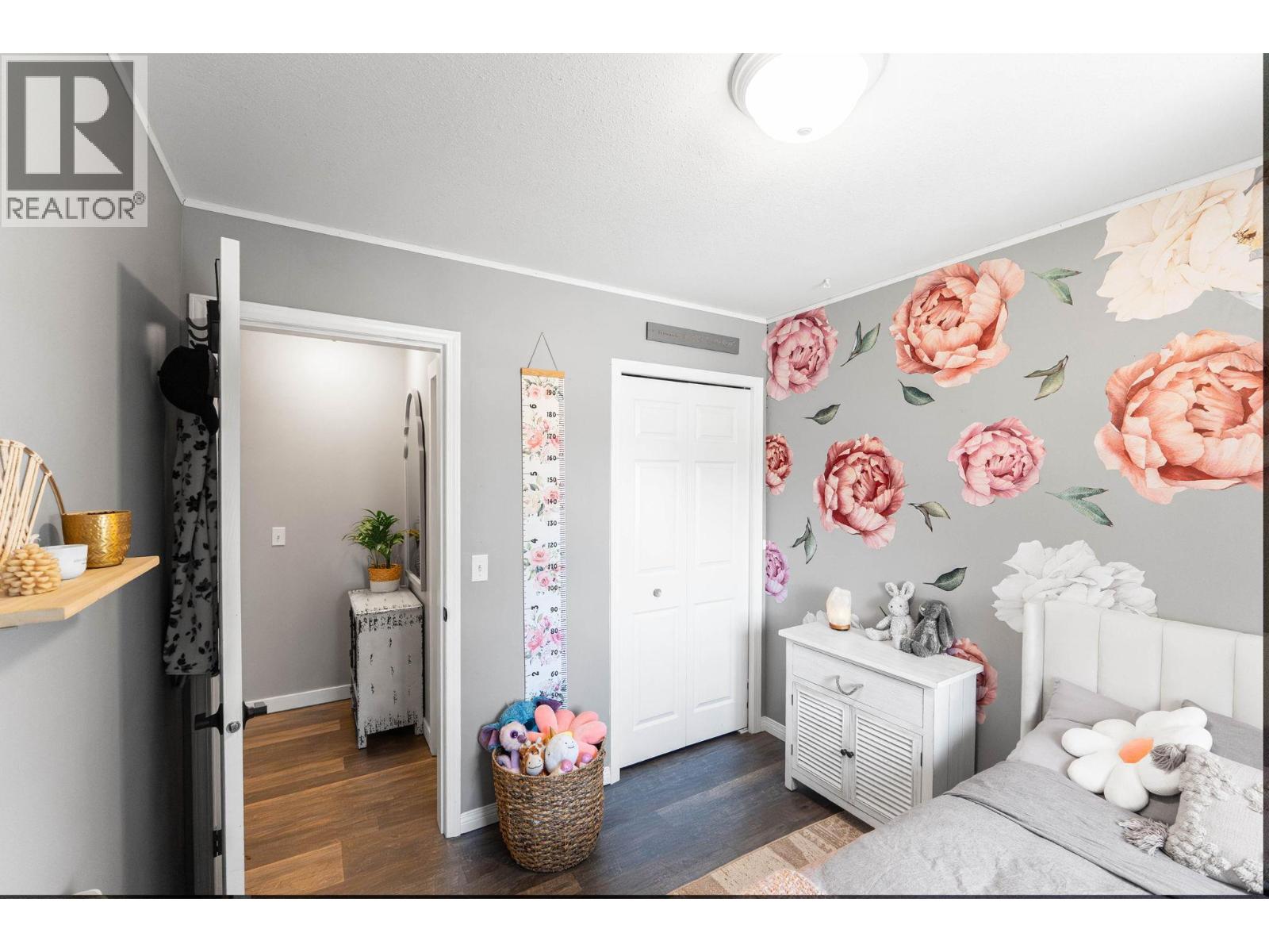 #24 6100 OLD VERNON ROAD - 20