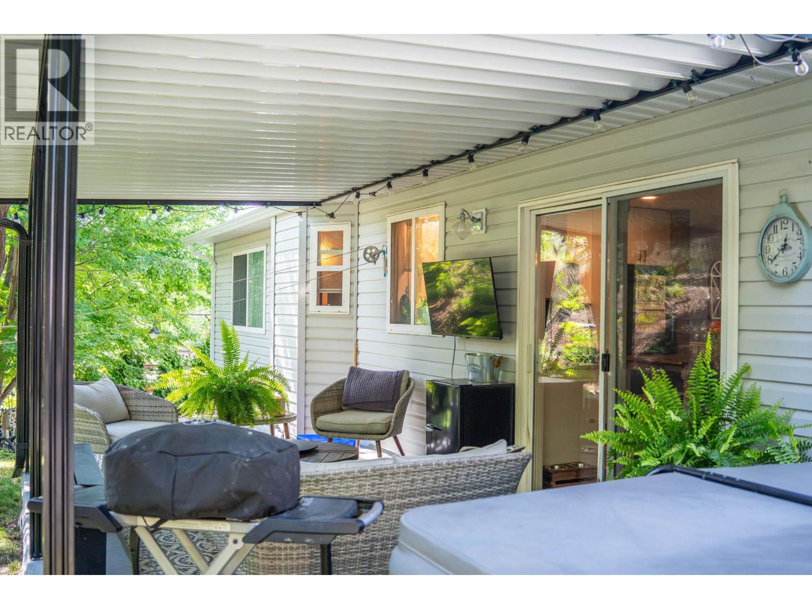 #24 6100 OLD VERNON ROAD - 34