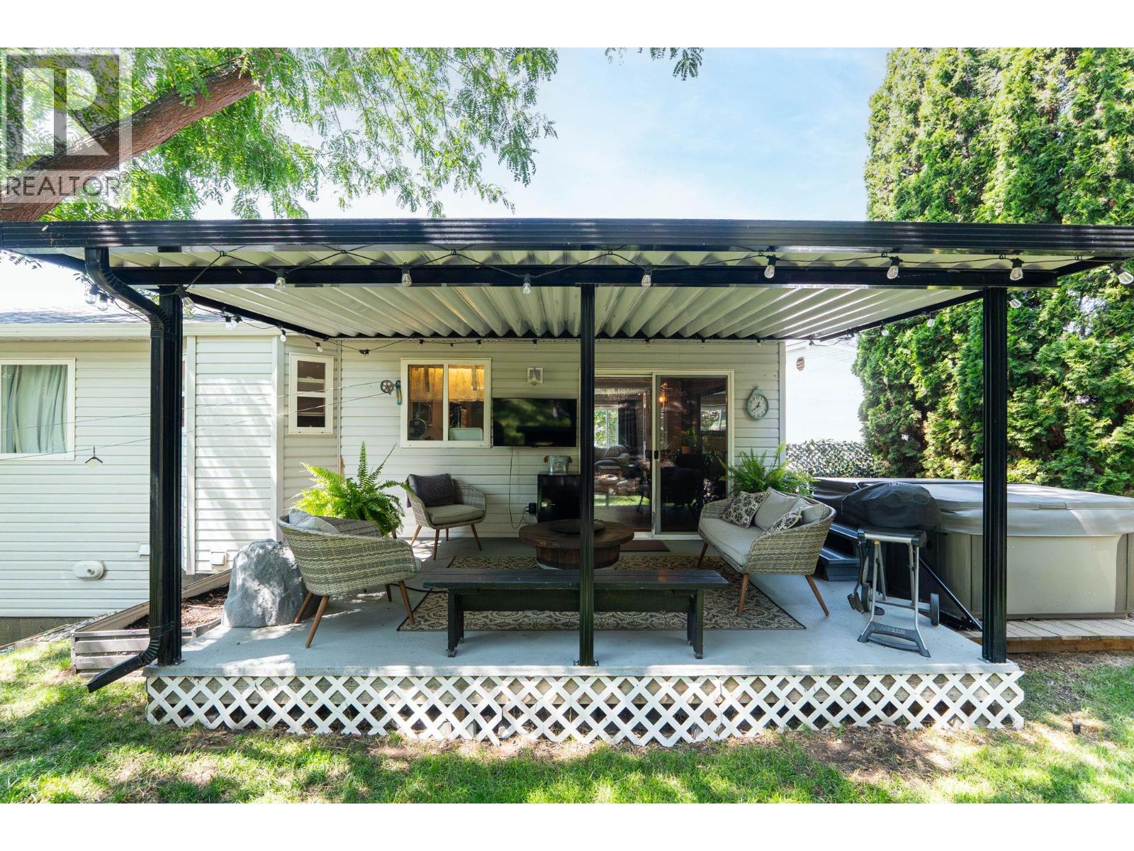 #24 6100 OLD VERNON ROAD - 35