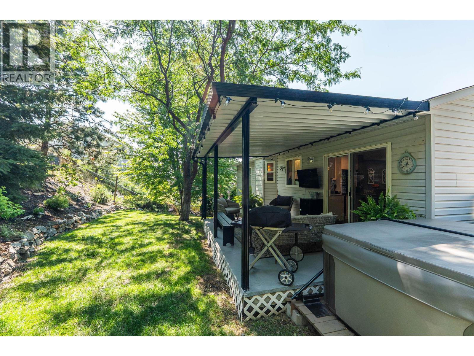 #24 6100 OLD VERNON ROAD - 36