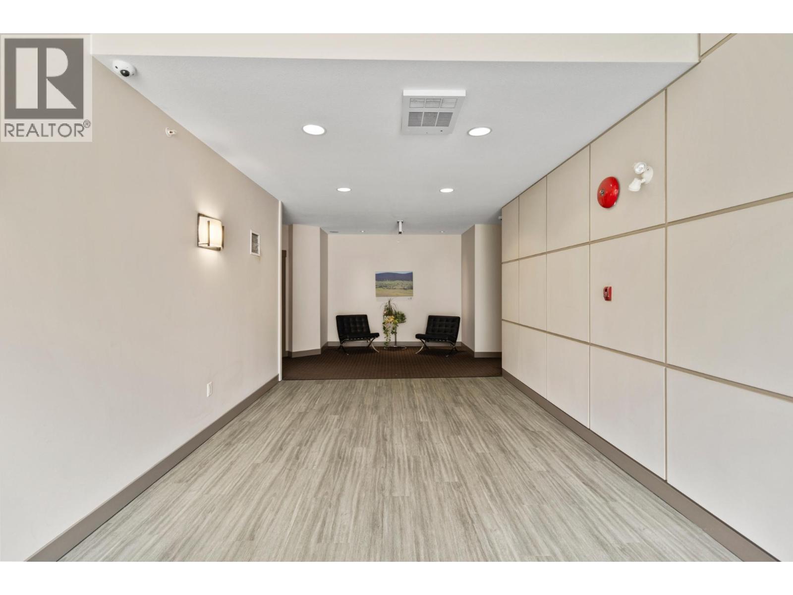 #2413 1030 TALASA WAY - 20