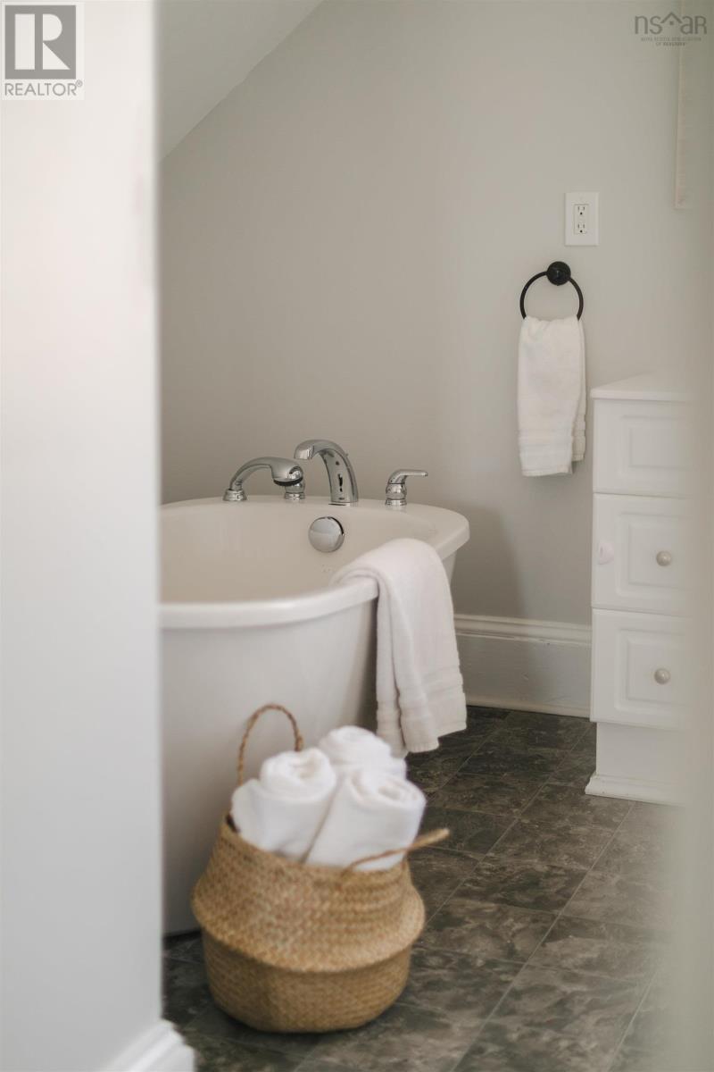 Property 33 of 50 of 2133 New Cheverie Road