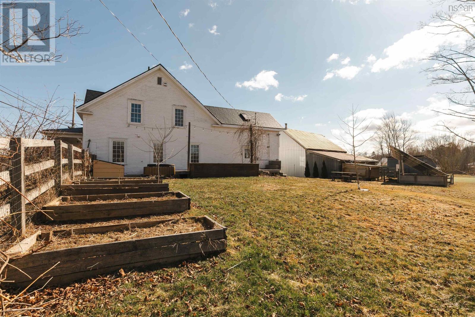 Property 40 of 50 of 2133 New Cheverie Road